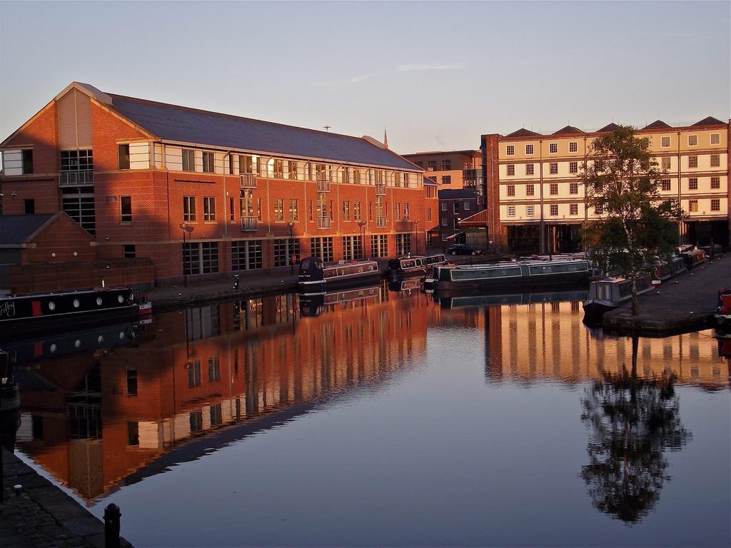 Houseboat Hotels Sheffield Kültér fotó