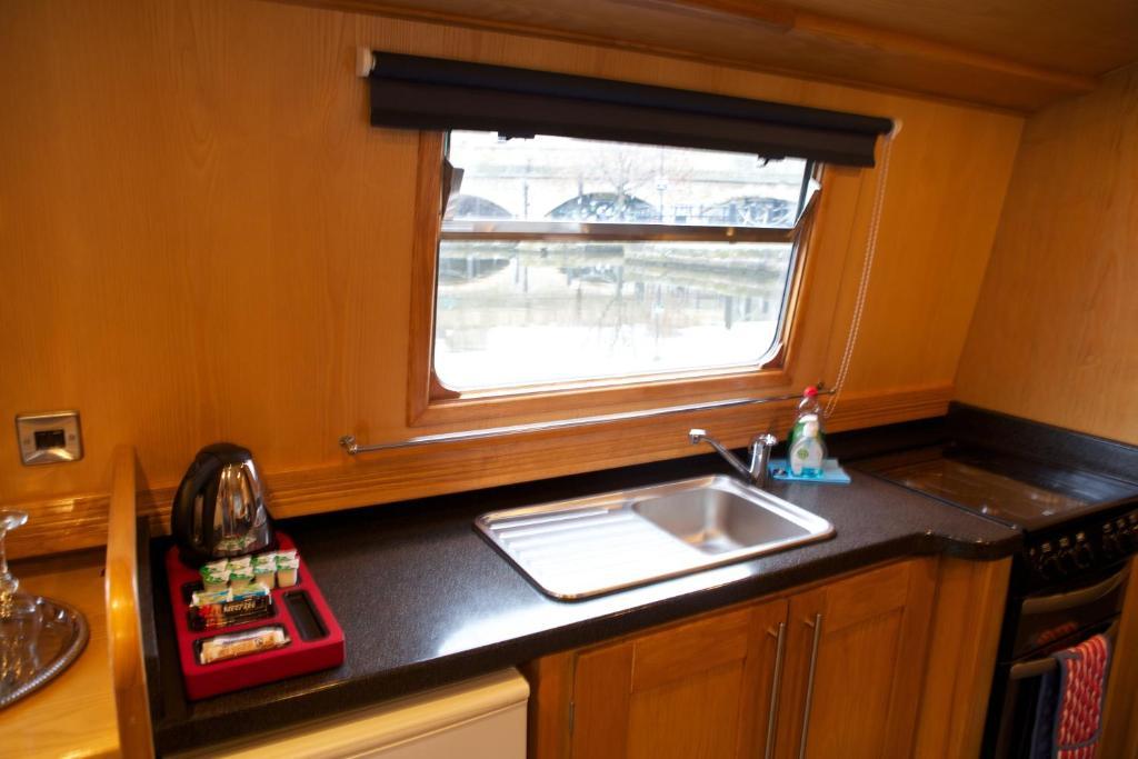 Houseboat Hotels Sheffield Kültér fotó